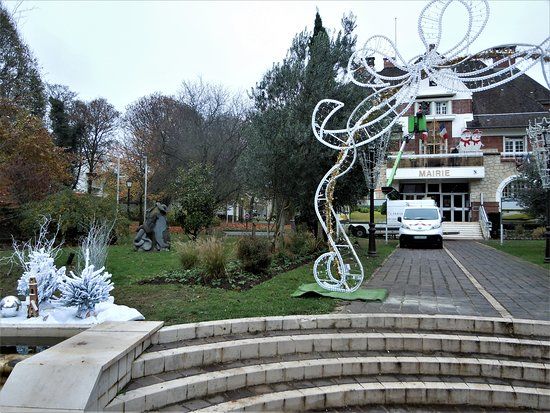 Sculpture Le Temps